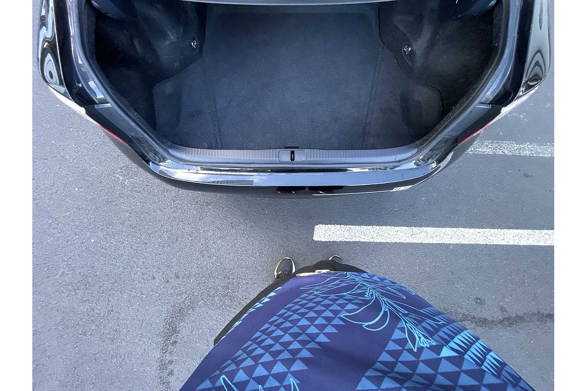 2013 Lexus ES 4dr Sdn