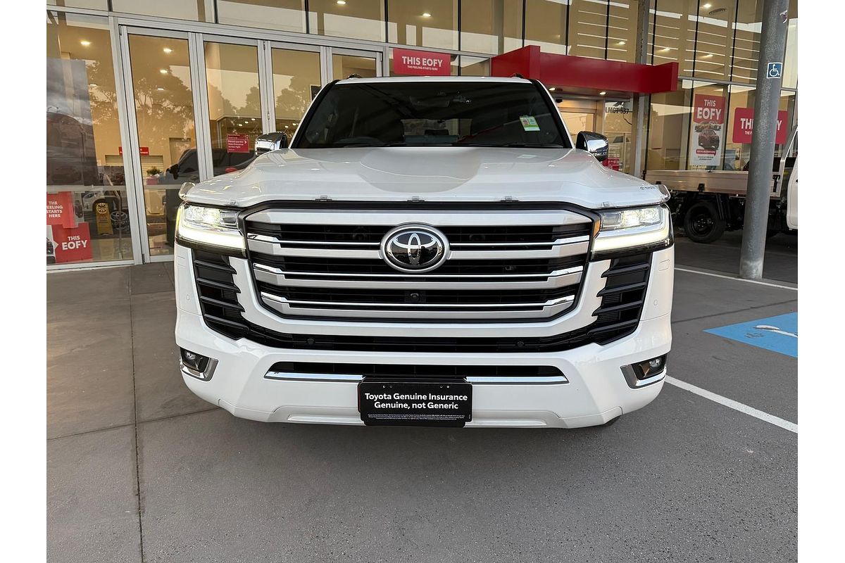 2024 Toyota Landcruiser Sahara ZX FJA300R