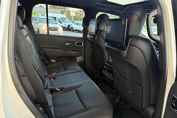 2024 Toyota Landcruiser Sahara ZX FJA300R