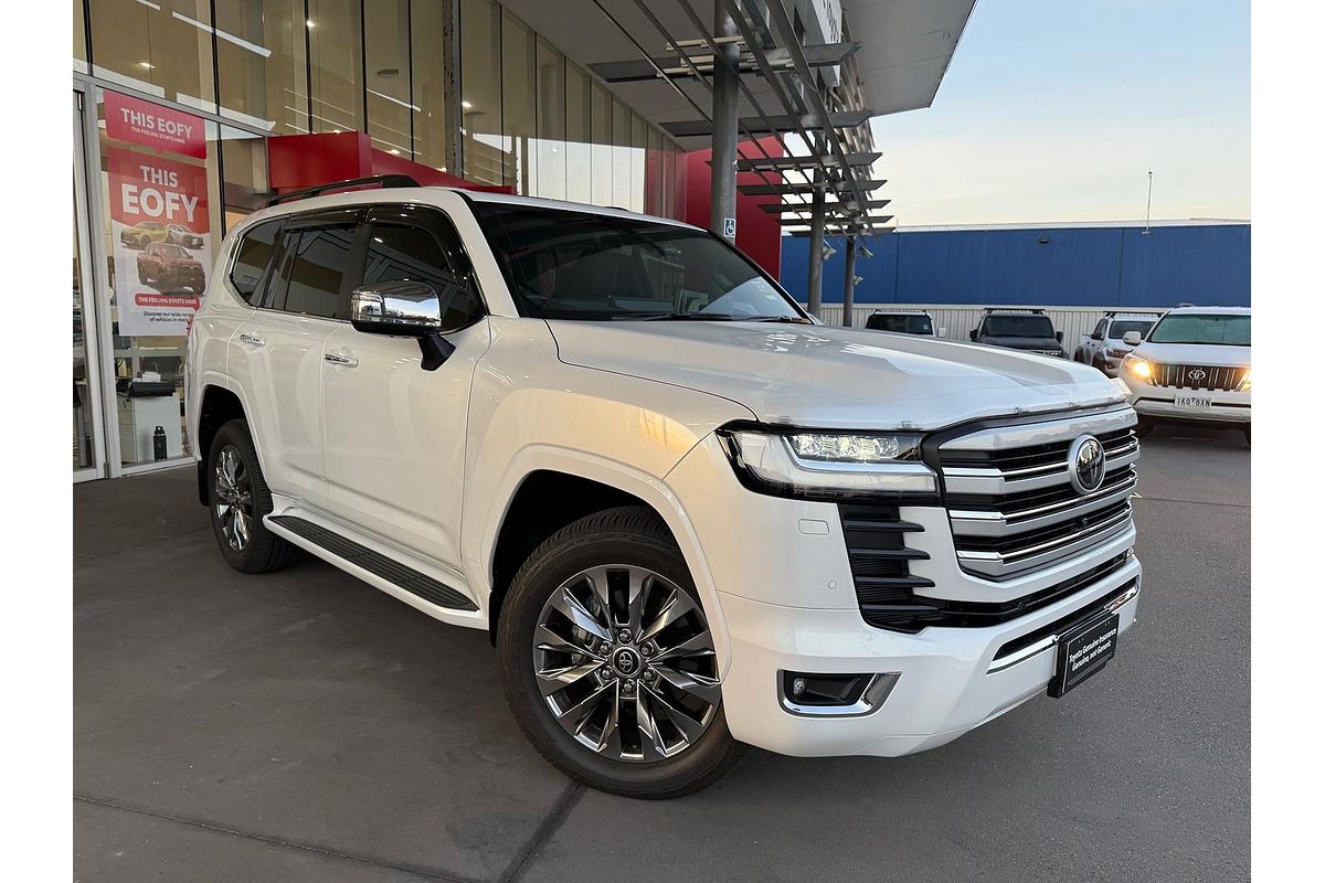 2024 Toyota Landcruiser Sahara ZX FJA300R