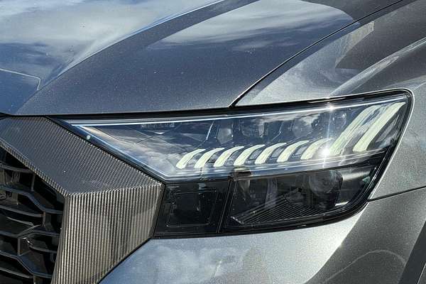 2023 Audi RS Q8 TFSI F1
