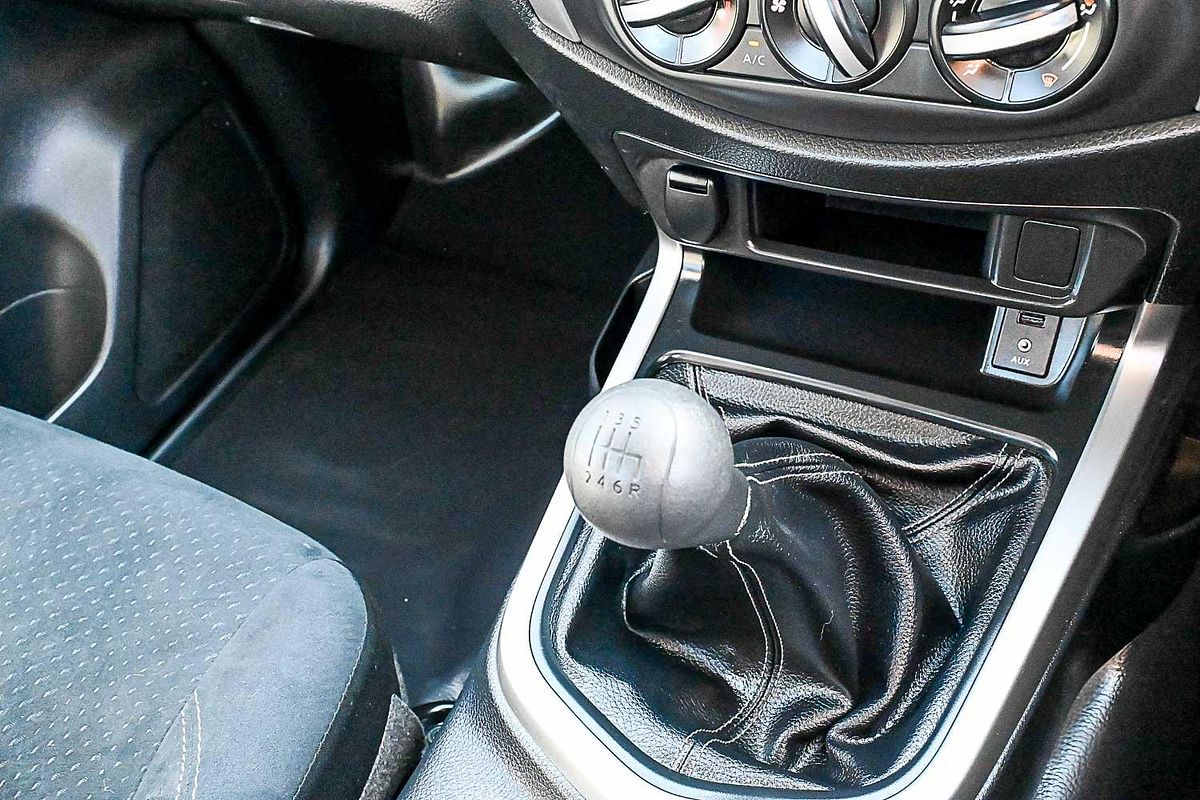 2016 Nissan Navara DX D23 Rear Wheel Drive