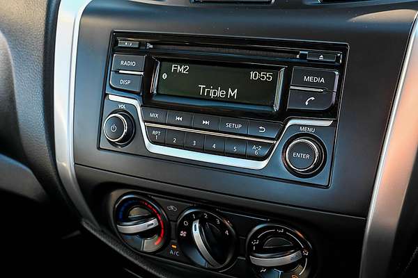 2016 Nissan Navara DX D23 Rear Wheel Drive