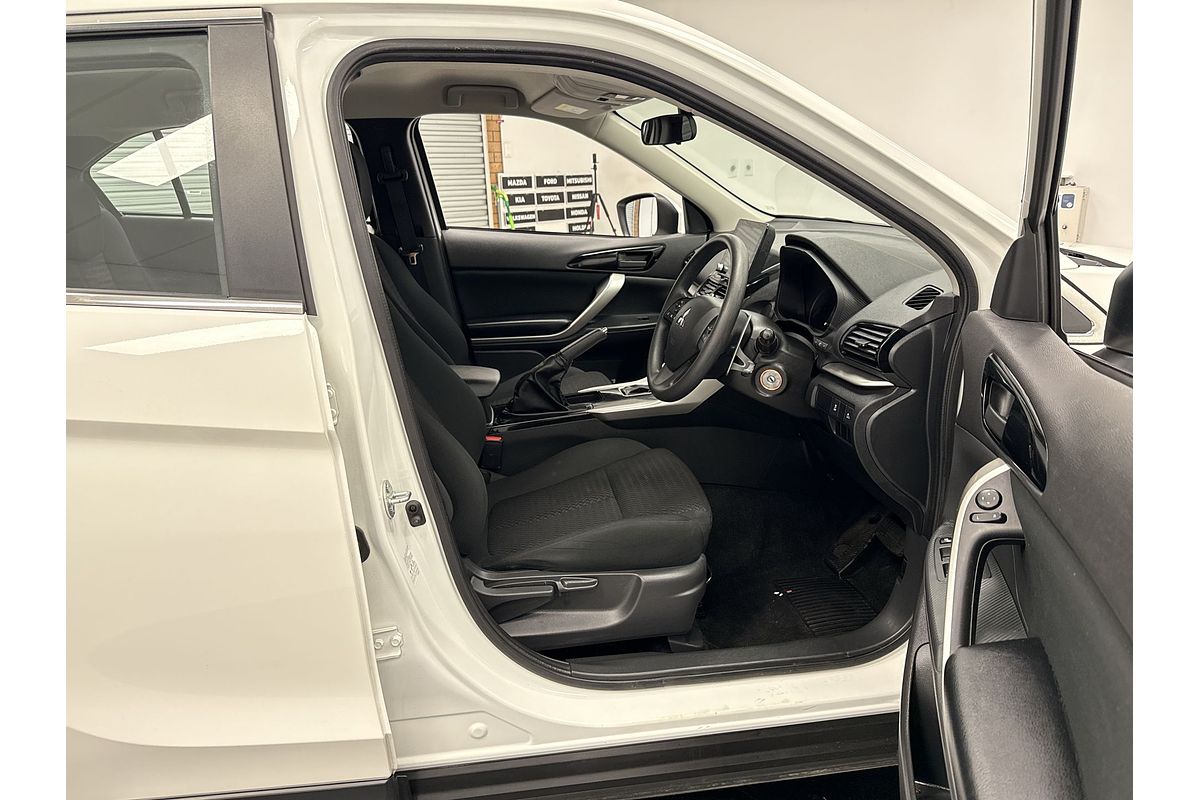 2023 Mitsubishi Eclipse Cross ES YB
