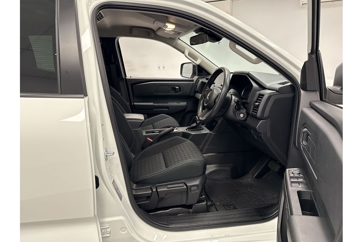 2023 Mitsubishi Triton GLX+ MV 4X4