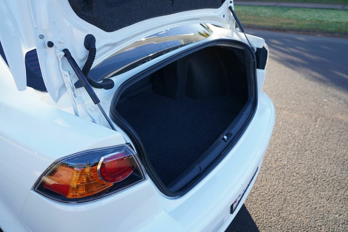 2017 Mitsubishi Lancer ES Sport CF