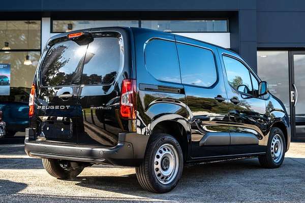 2025 Peugeot Partner Premium K9 SWB