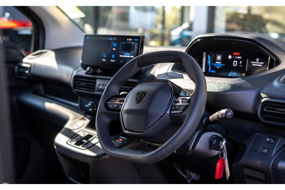 2025 Peugeot Partner Premium K9 SWB