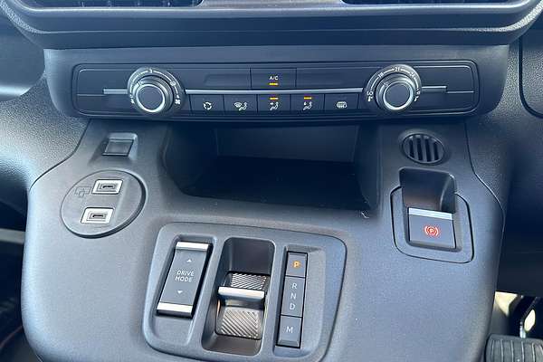 2025 Peugeot Partner Premium K9 SWB