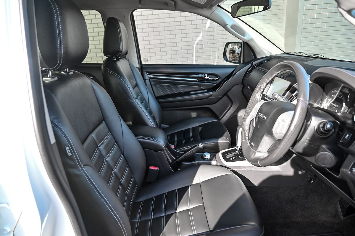2021 Isuzu MU-X LS-T