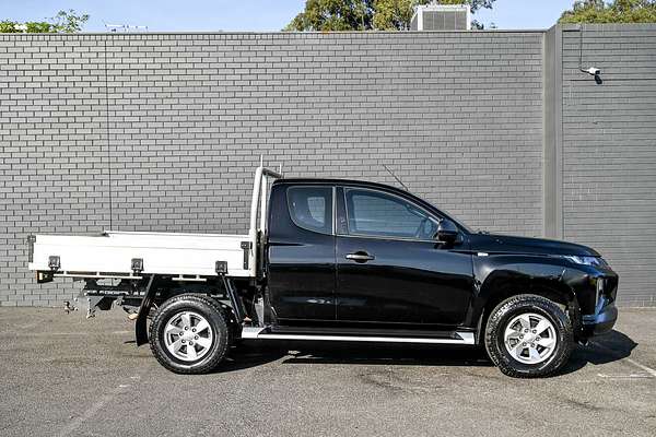 2019 Mitsubishi Triton GLX+ MR 4X4