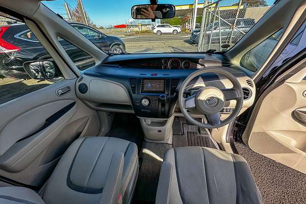 2010 Mazda BIANTE