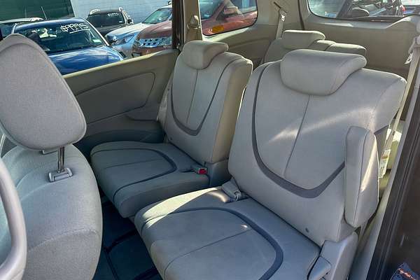2010 Mazda BIANTE