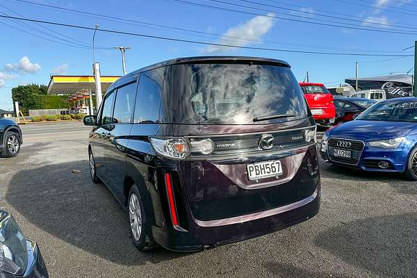 2010 Mazda BIANTE