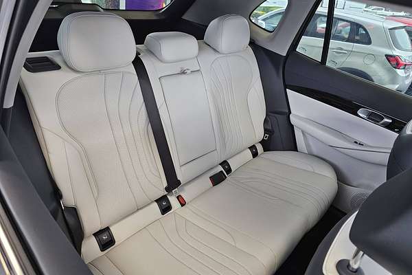2025 Geely EX5 Inspire E245