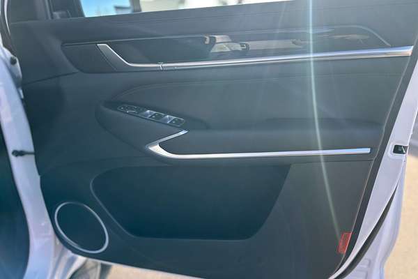 2025 GWM Cannon Alpha Lux PHEV P05 4X4