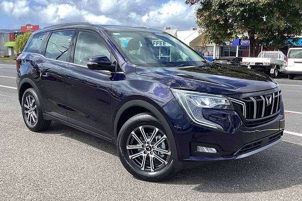 2025 Mahindra XUV700 AX7L