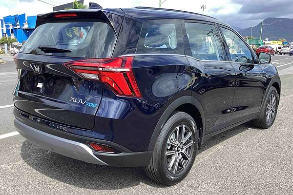 2025 Mahindra XUV700 AX7L