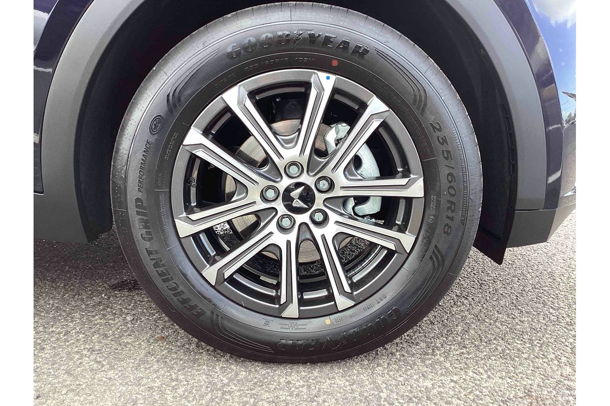2025 Mahindra XUV700 AX7L