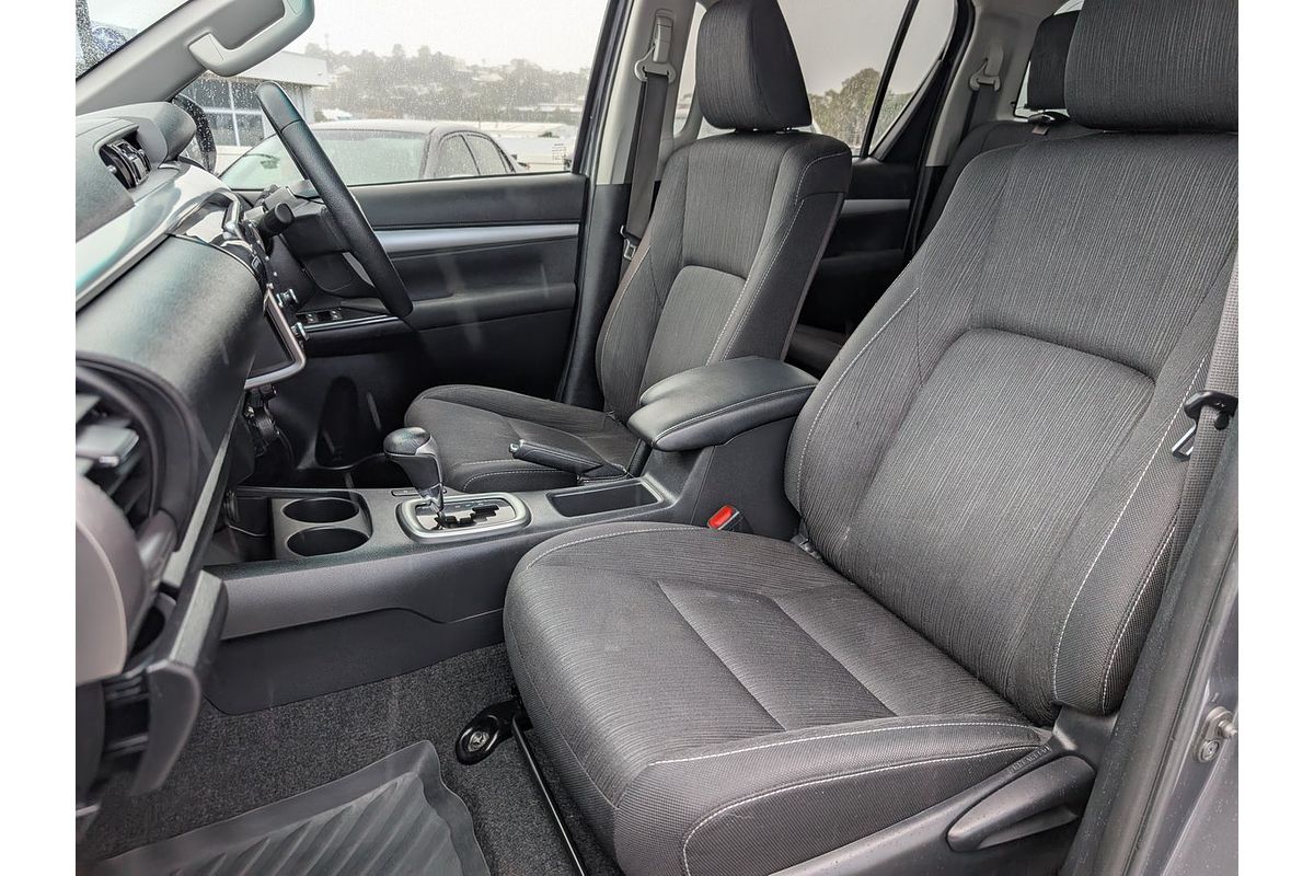 2022 Toyota Hilux SR5 GUN126R