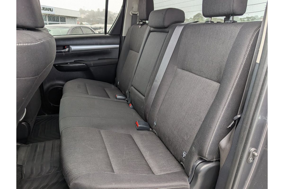 2022 Toyota Hilux SR5 GUN126R