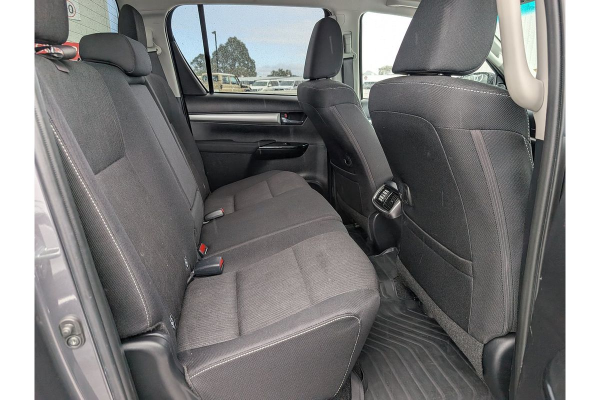 2022 Toyota Hilux SR5 GUN126R