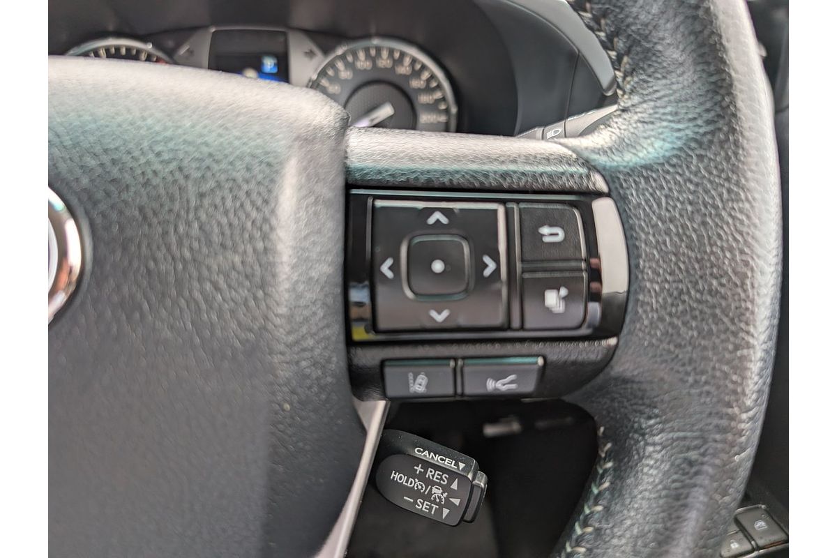 2022 Toyota Hilux SR5 GUN126R