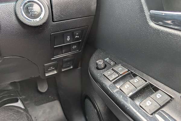 2022 Toyota Hilux SR5 GUN126R