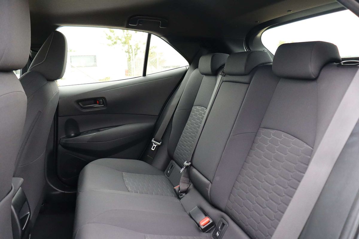 2020 Toyota Corolla Ascent Sport Hybrid ZWE211R
