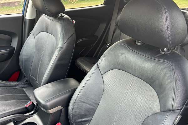 2011 Hyundai ix35 Highlander LM