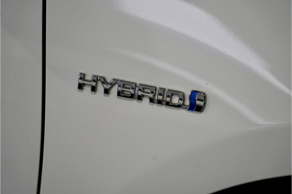 2017 Toyota Prius C  NHP10R
