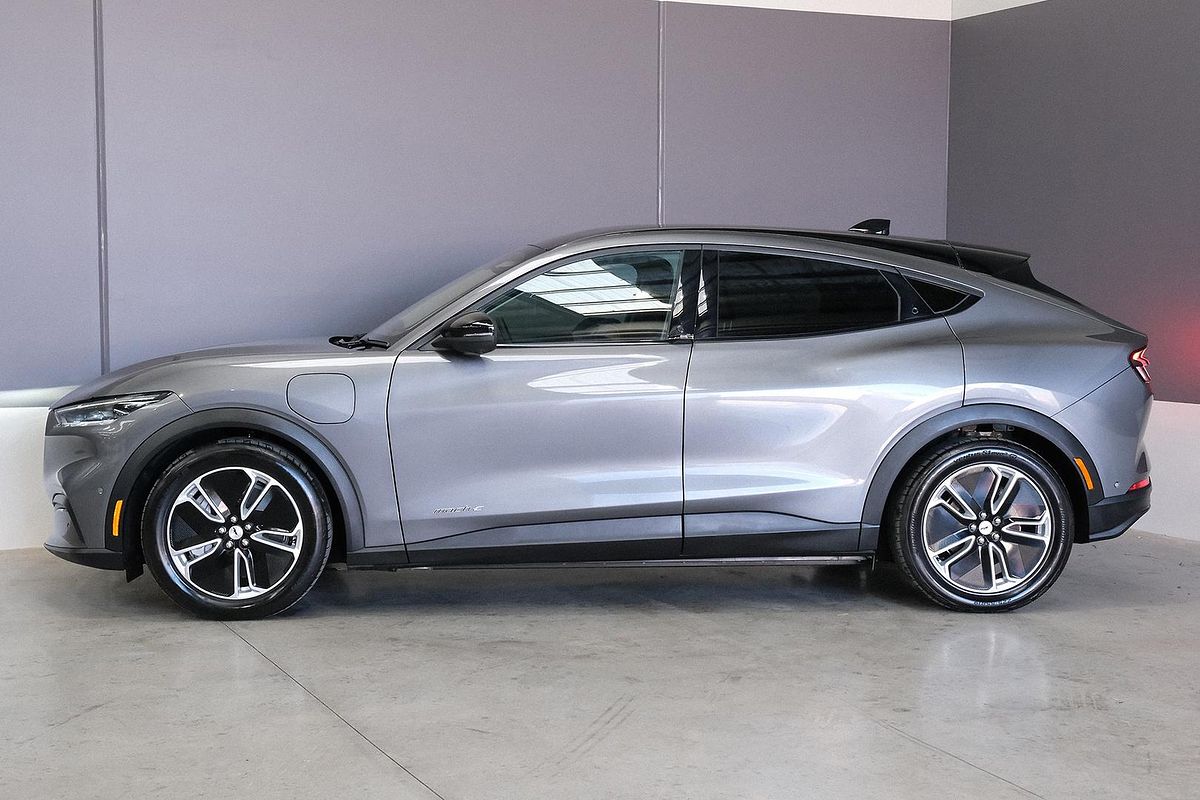 2023 Ford Mustang Mach-E Select