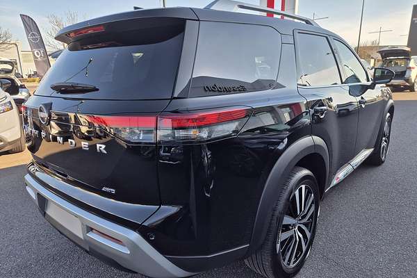 2024 Nissan Pathfinder Ti-L R53