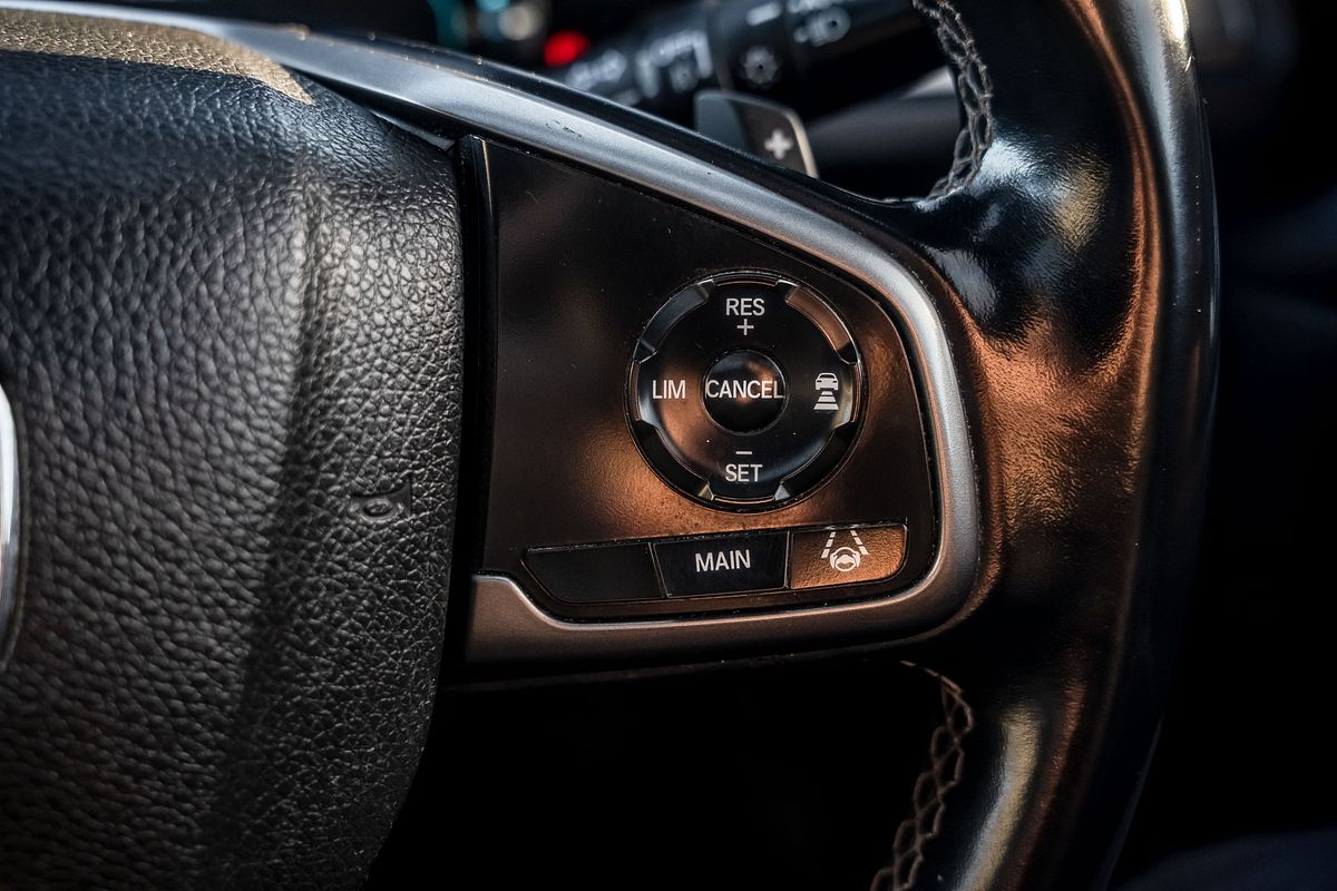 2019 Honda Civic VTi-LX 10th Gen