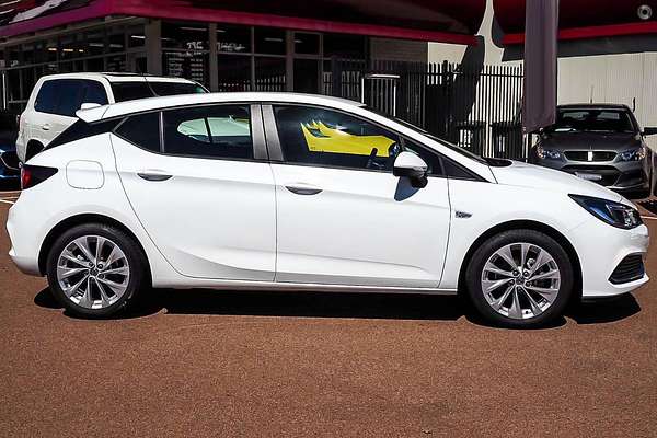 2018 Holden Astra R BK