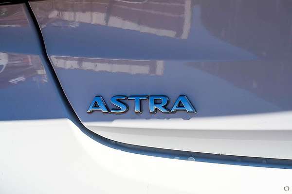 2018 Holden Astra R BK