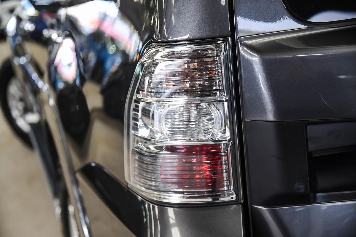 2018 Mitsubishi Pajero GLS NX