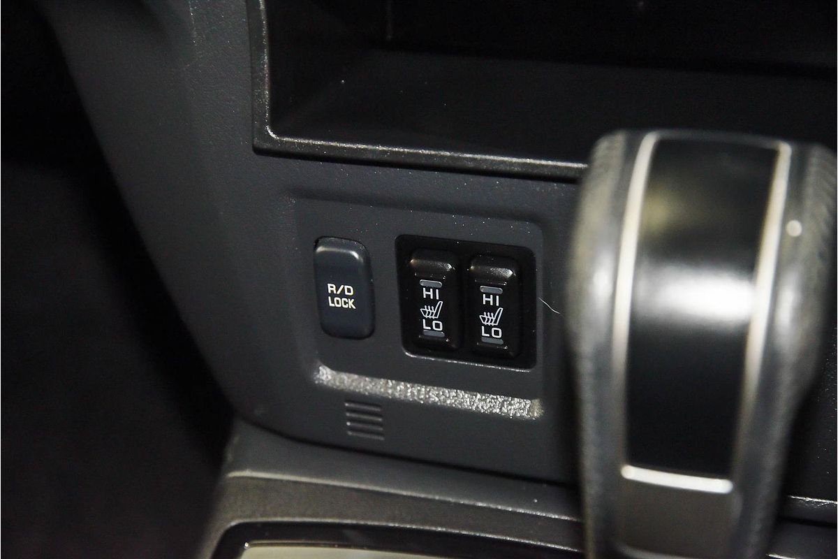 2018 Mitsubishi Pajero GLS NX