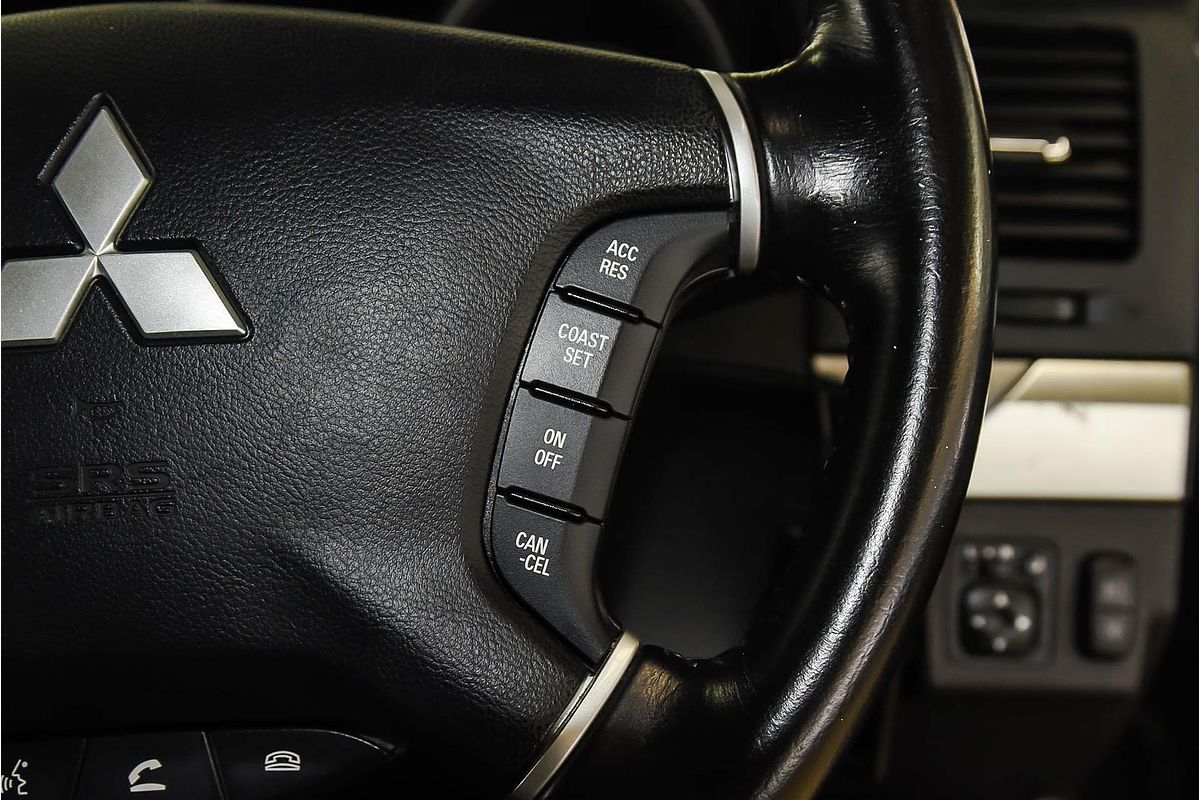 2018 Mitsubishi Pajero GLS NX