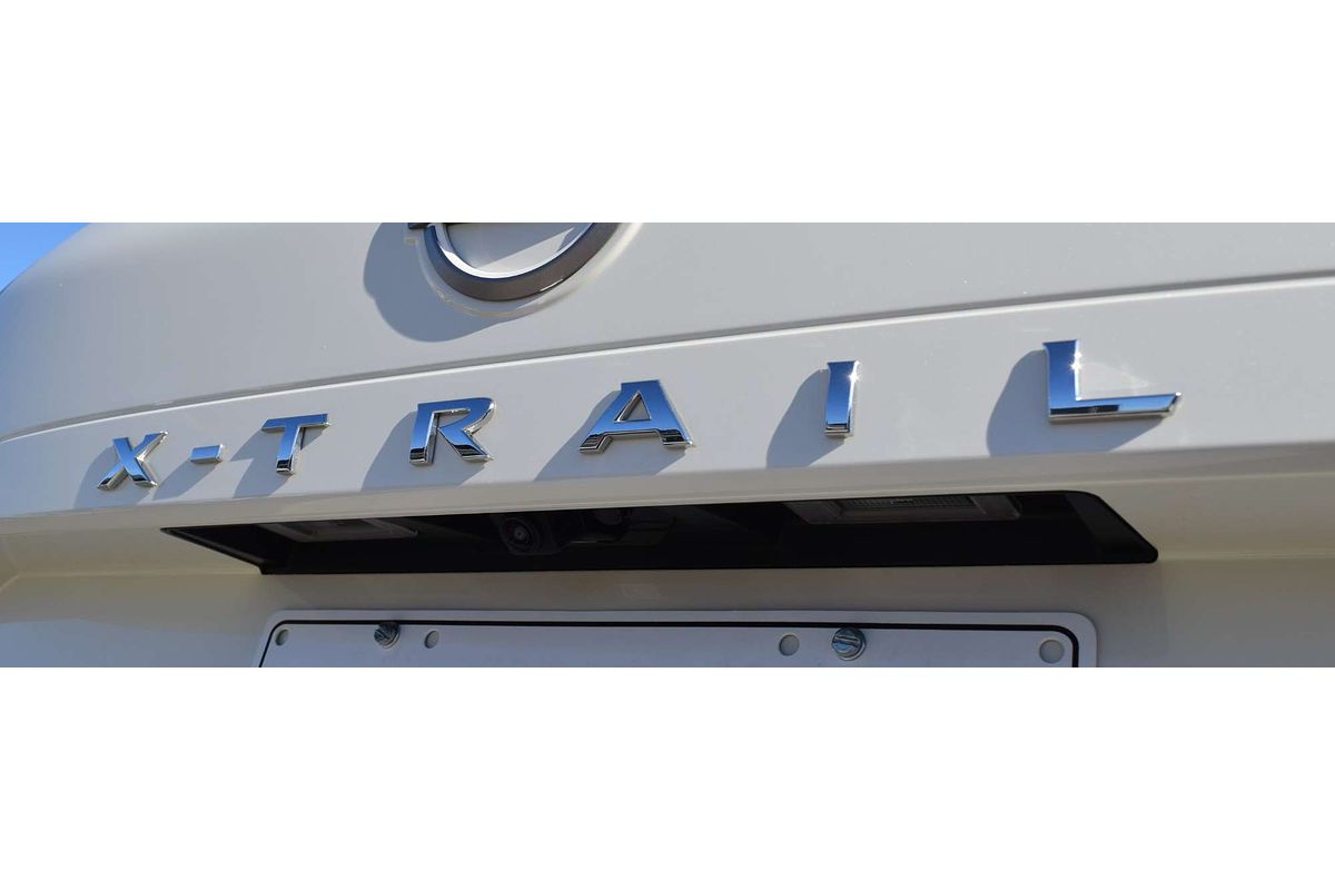 2023 Nissan X-TRAIL ST-L T33