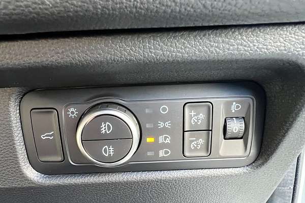 2025 Ford Everest Trend 2.0L