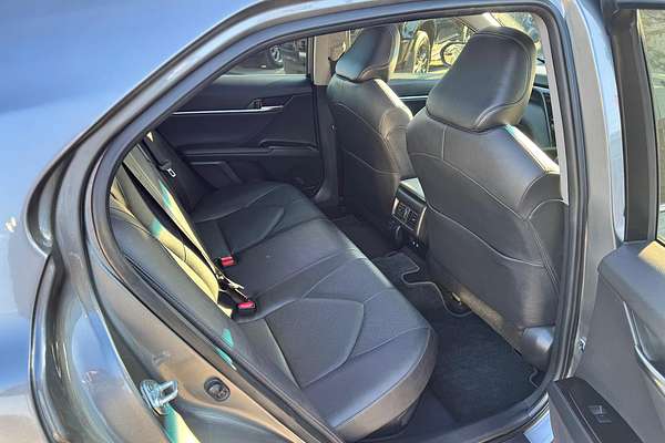 2021 Toyota Camry SL AXVH70R