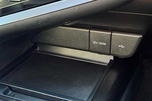 2021 Toyota Camry SL AXVH70R
