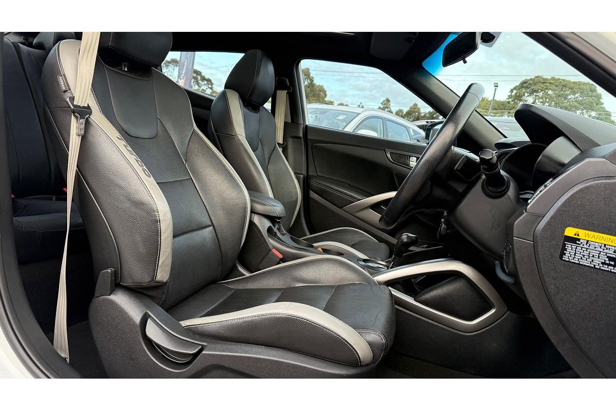 2015 Hyundai Veloster SR Turbo FS4 Series II
