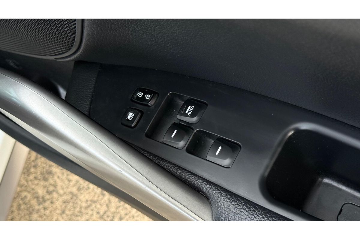 2015 Hyundai Veloster SR Turbo FS4 Series II