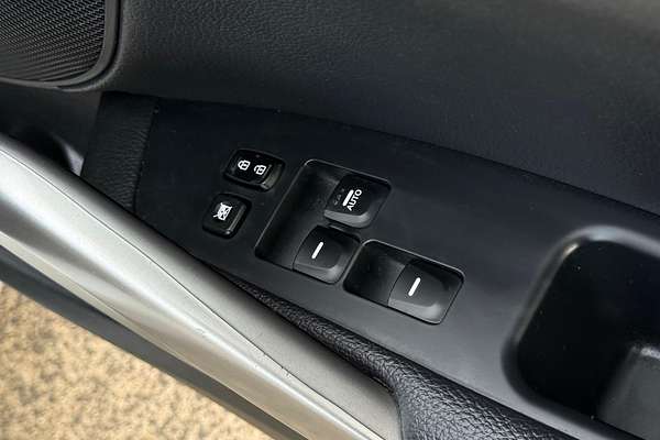 2015 Hyundai Veloster SR Turbo FS4 Series II