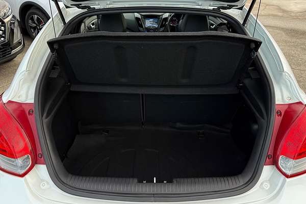 2015 Hyundai Veloster SR Turbo FS4 Series II