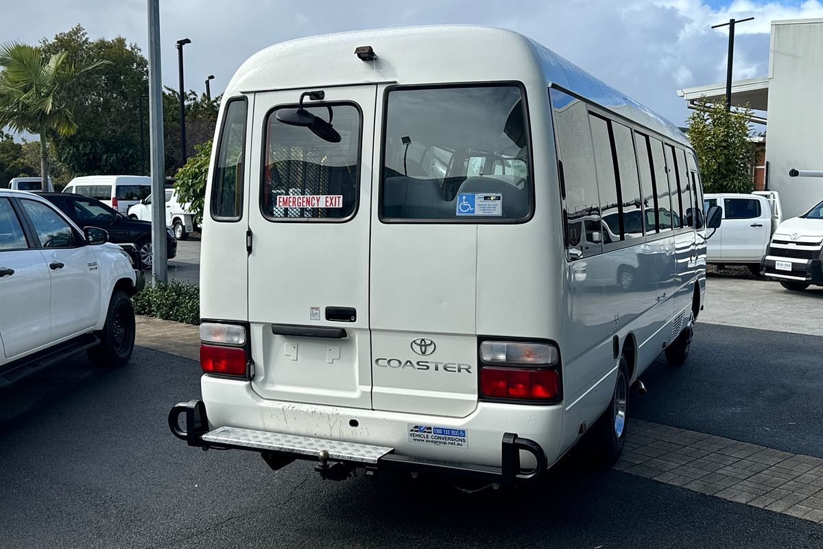 2013 Toyota Coaster Deluxe XZB50R