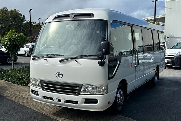 2013 Toyota Coaster Deluxe XZB50R