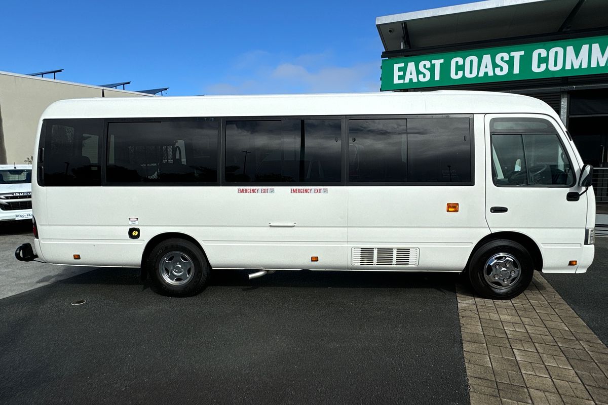 2013 Toyota Coaster Deluxe XZB50R